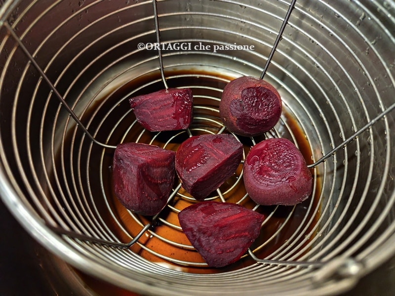 pressure cooker - red beet