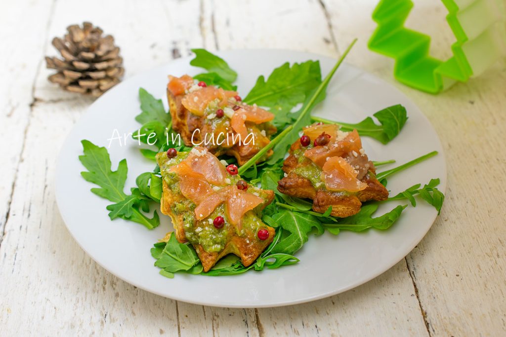 Puff pastry tartines Christmas tree with salmon