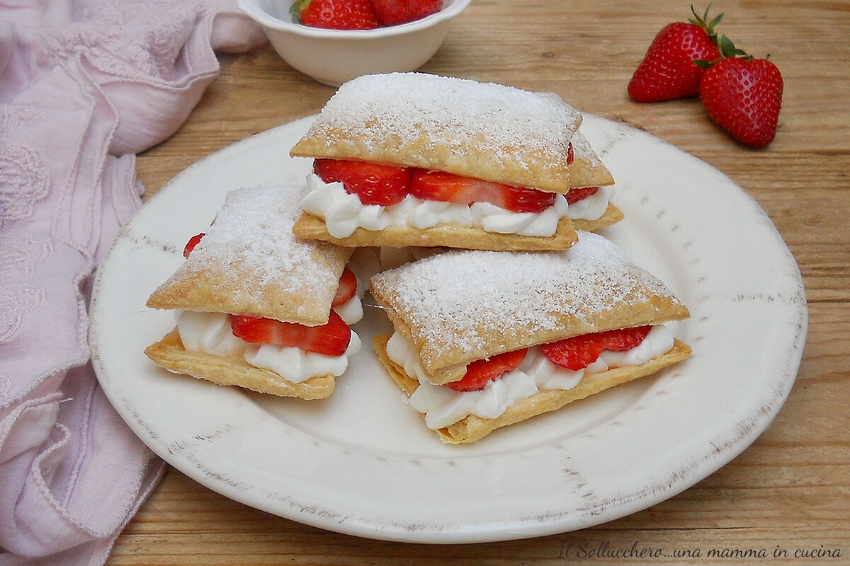 Puff Pastry with Cream and Strawberries