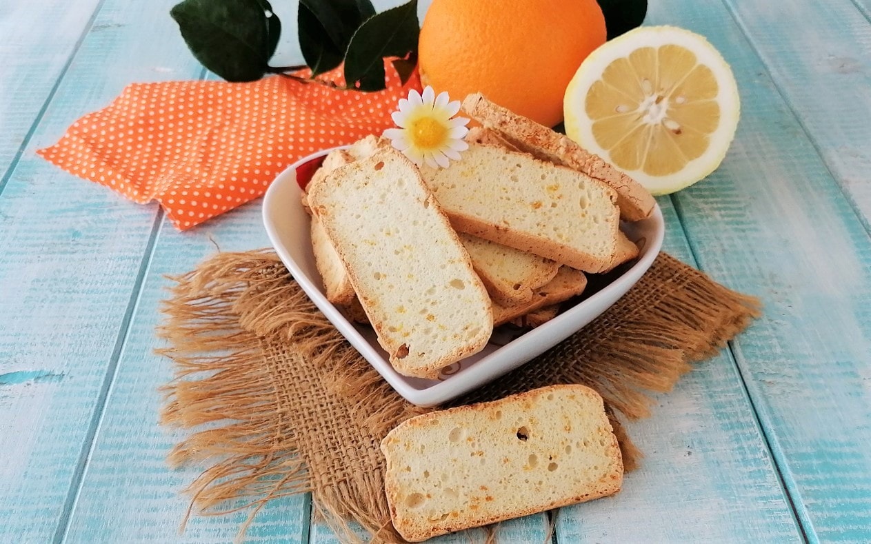 EASY AND CRISPY CITRUS PUFFS