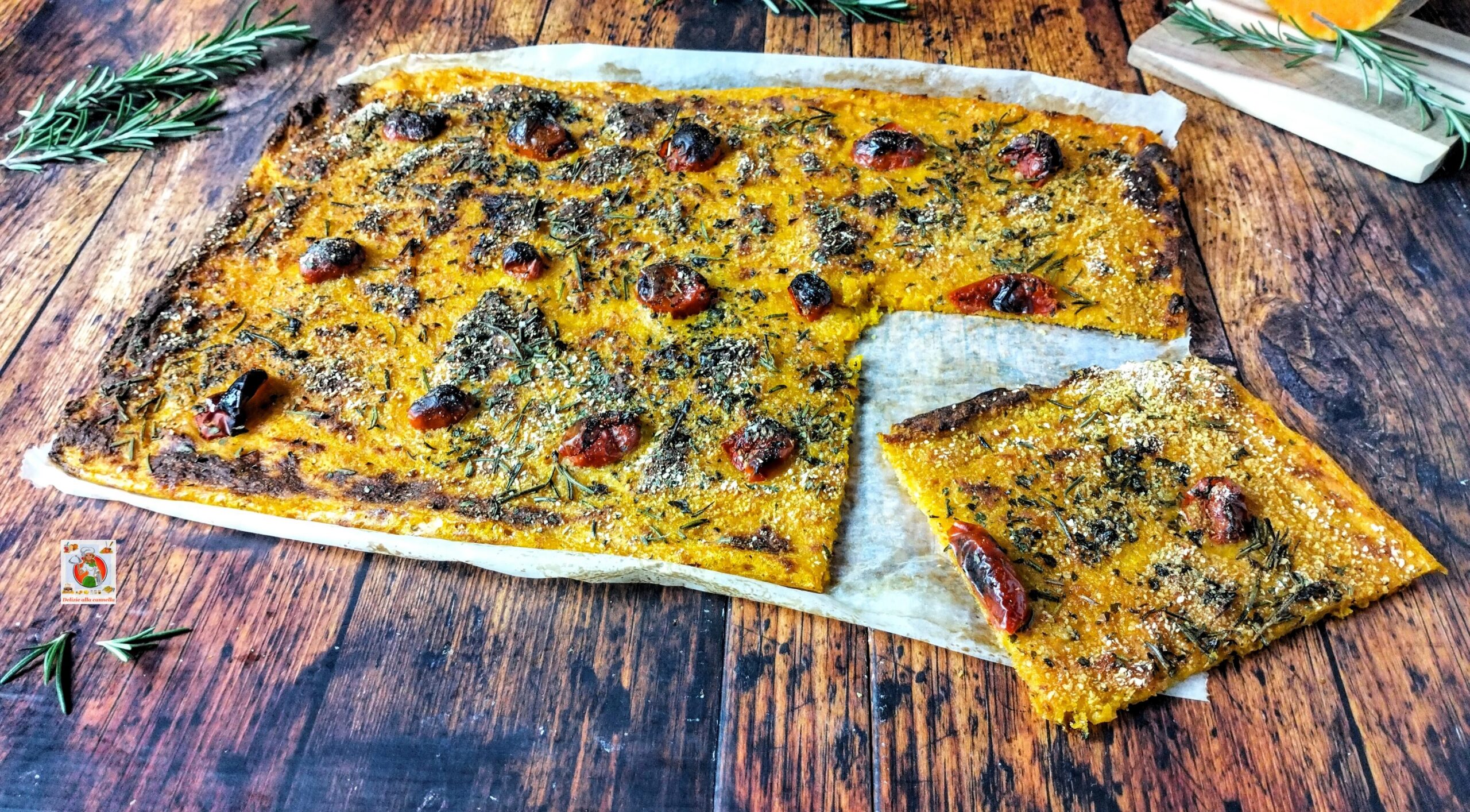 Pumpkin Flatbread with Baked Cherry Tomatoes: a burst of flavor made quickly and without eggs.