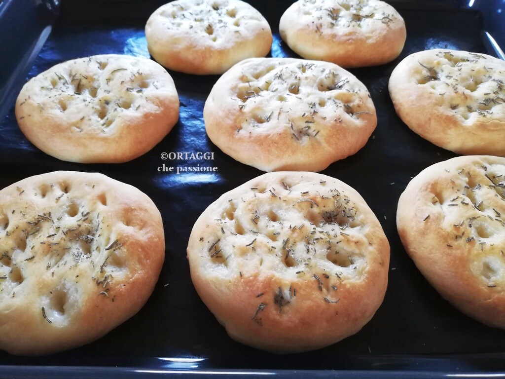 Quick Mascarpone Rolls