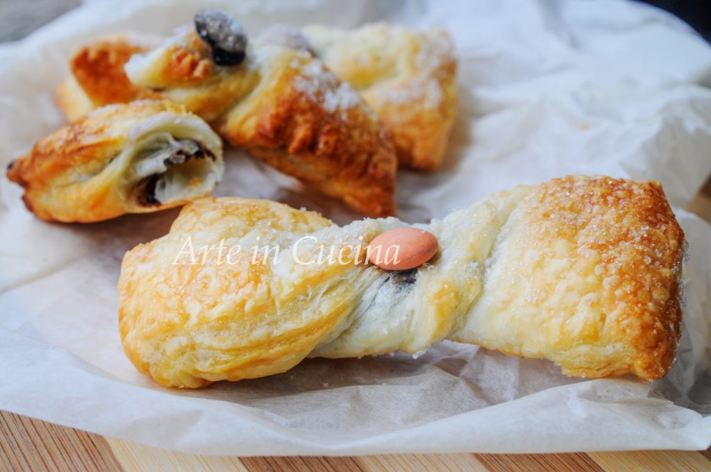 Quick Nutella puff pastry knots vickyart cooking art