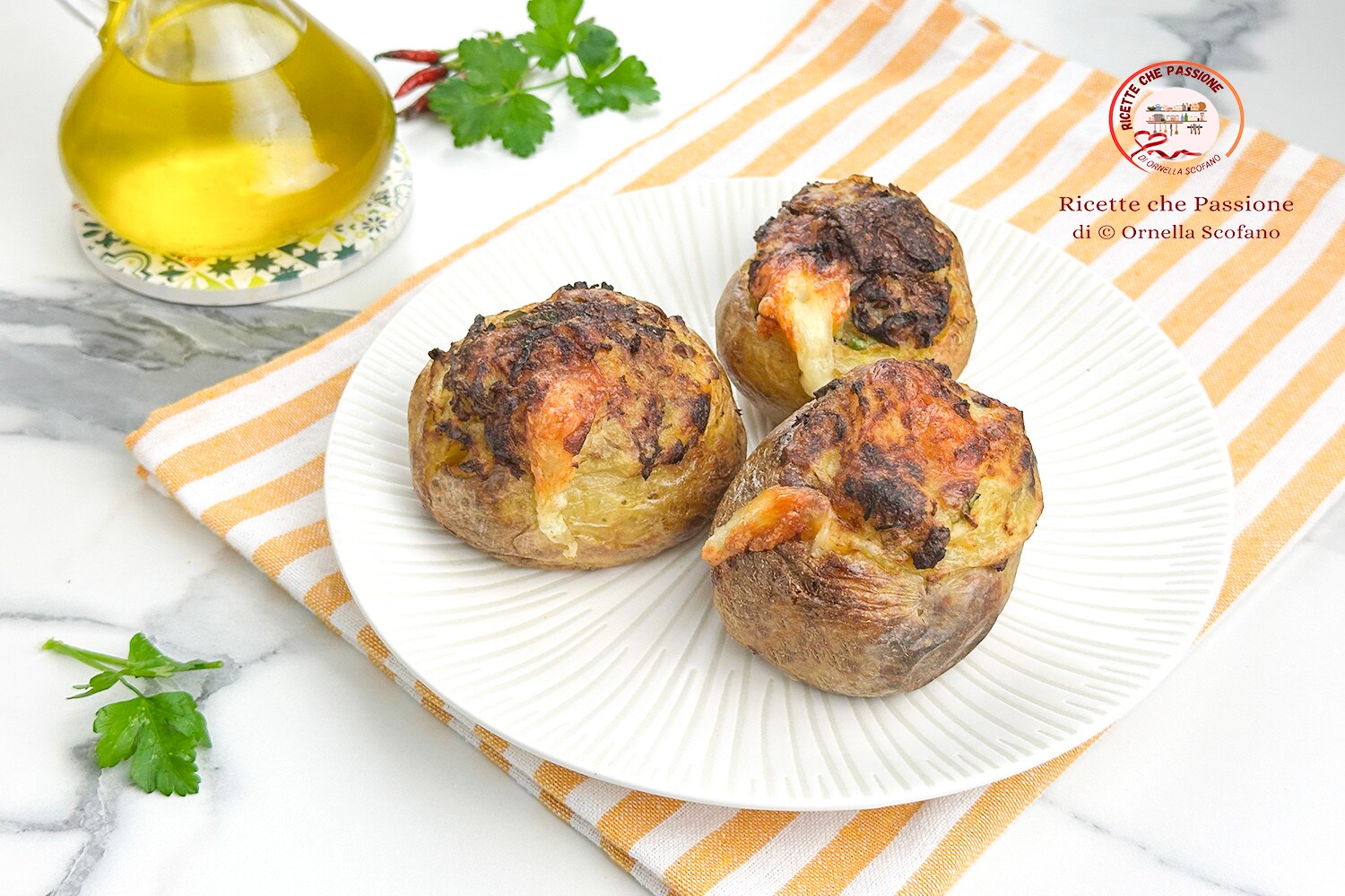 Quick Stuffed Potatoes with Mushrooms and Provolone in Air Fryer