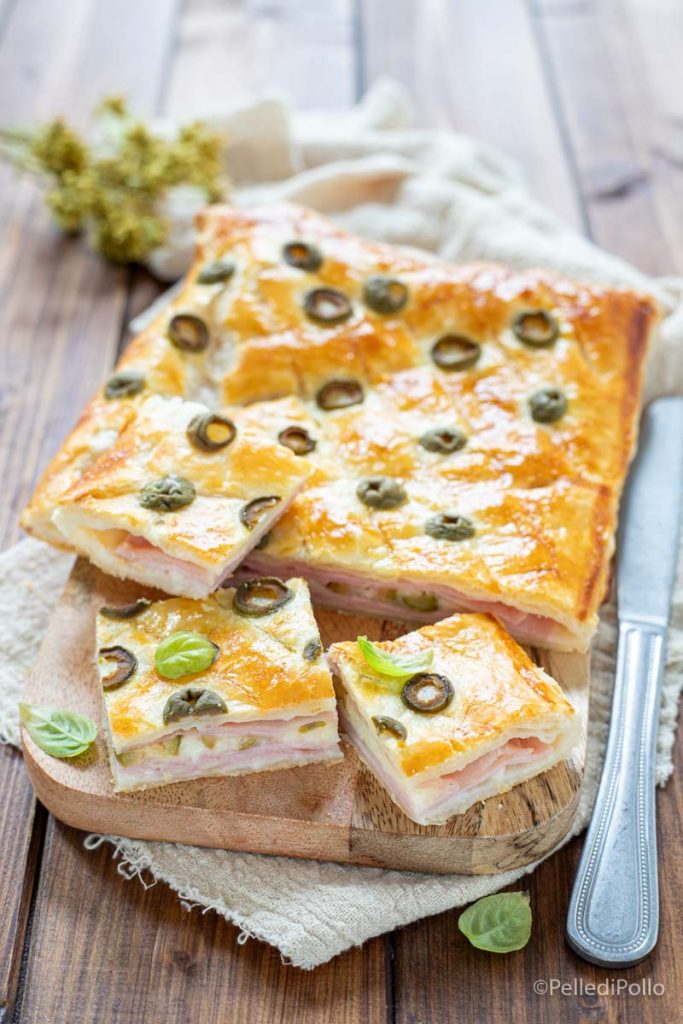 quick pie with ham and olives
