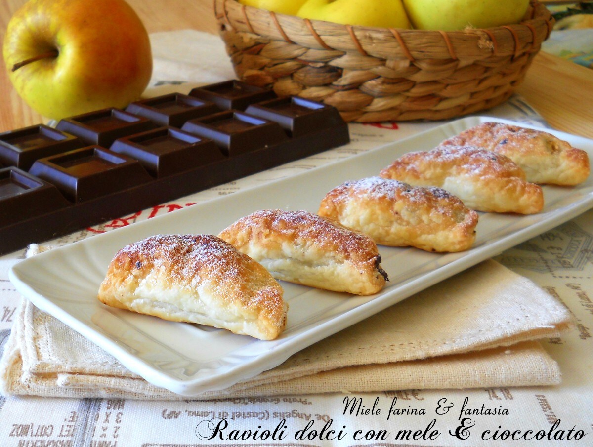 Sweet Ravioli with Apples and Chocolate