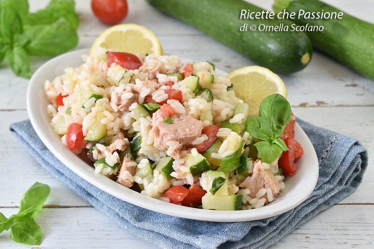Rice Salad with Tuna and Zucchini with Lemon
