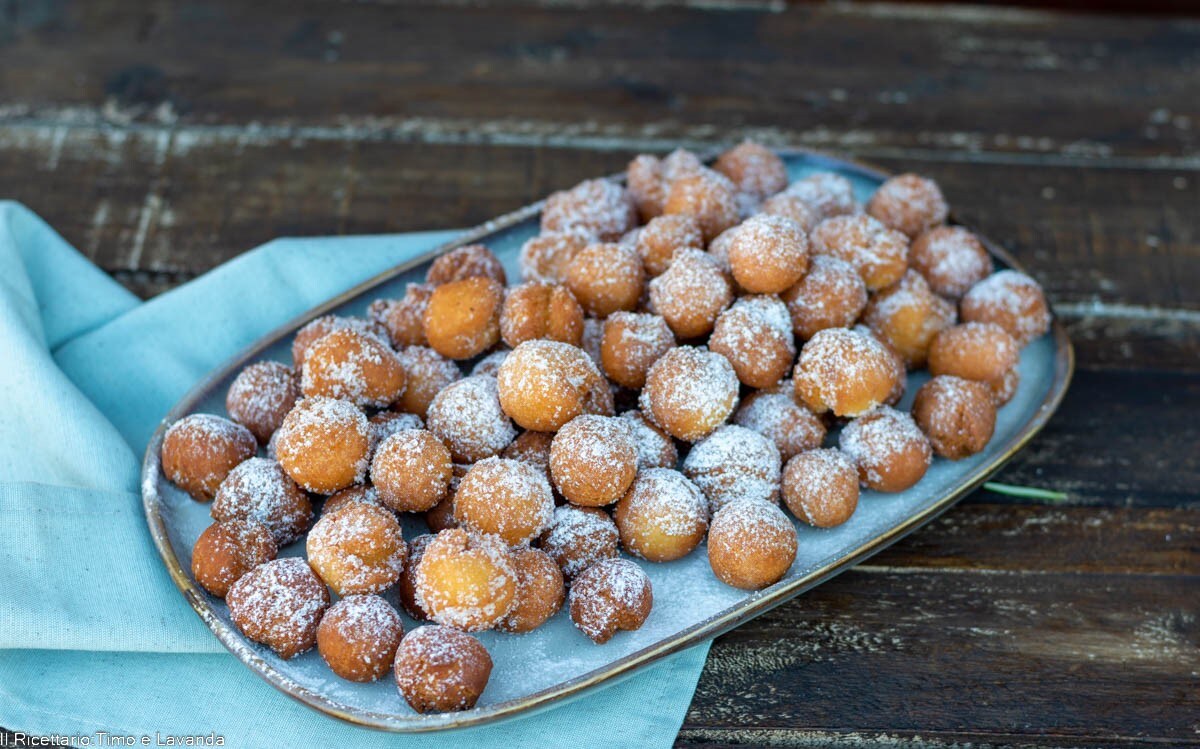 Ricotta Castagnole with Rice Flour