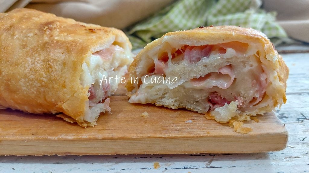 ROLL WITH SPECK AND BACON