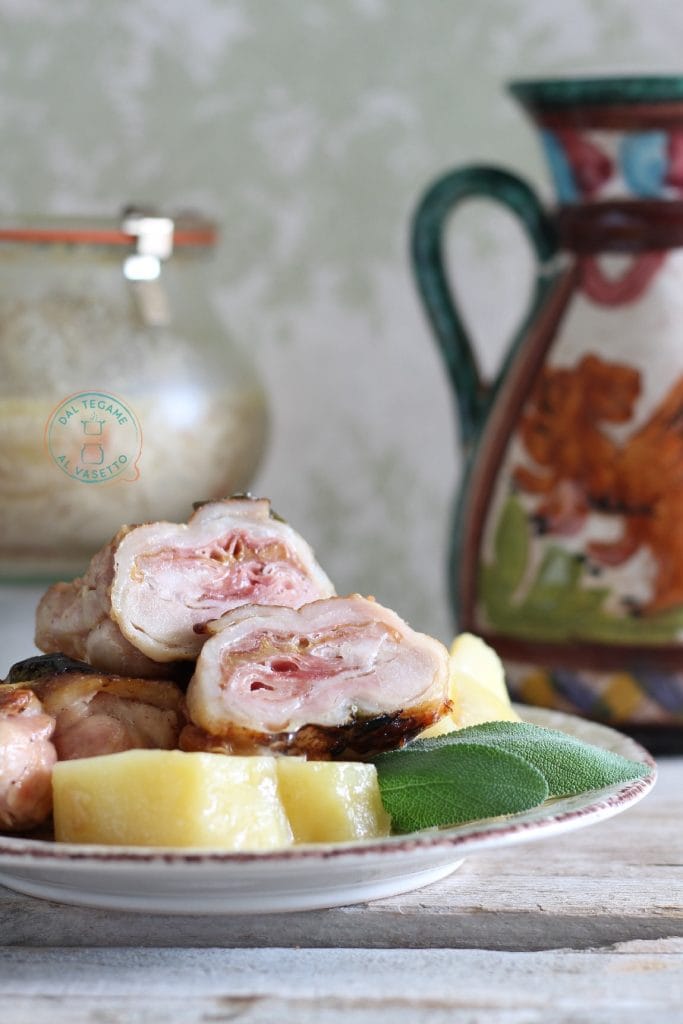 stuffed chicken rolls with potatoes cooked in a jar in the microwave