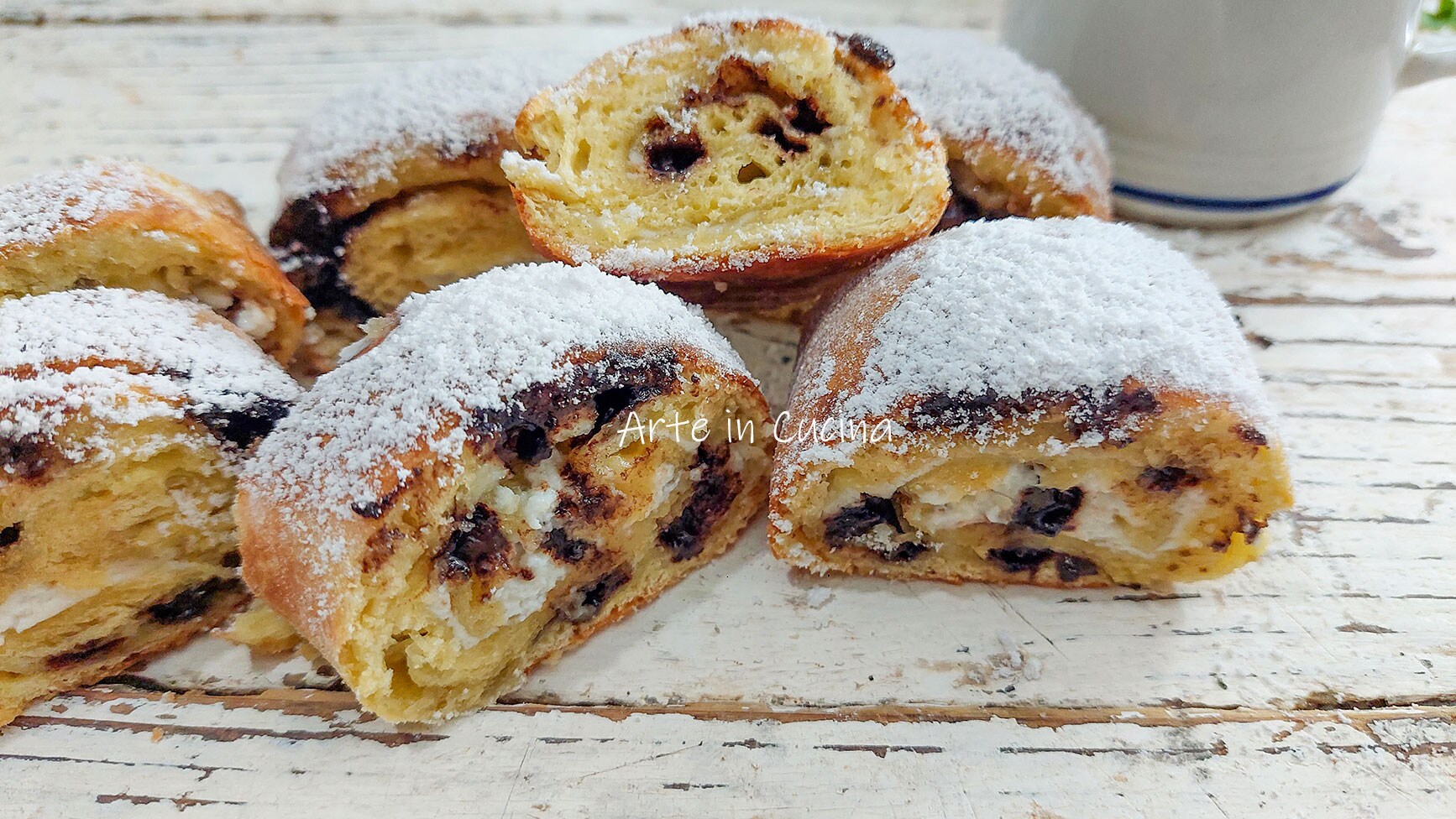 ROLLED COOKIES with RICOTTA and CHOCOLATE