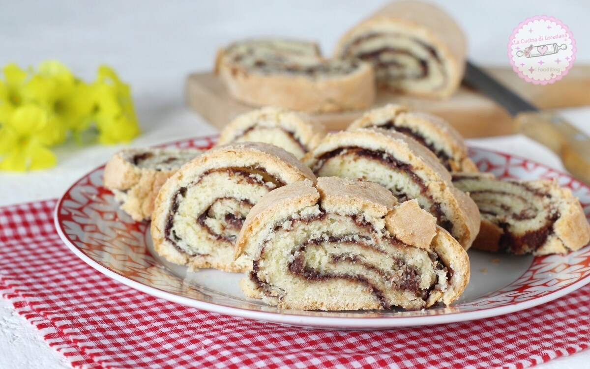 ROLLED COOKIES WITH NUTELLA the tastiest and most indulgent cookies