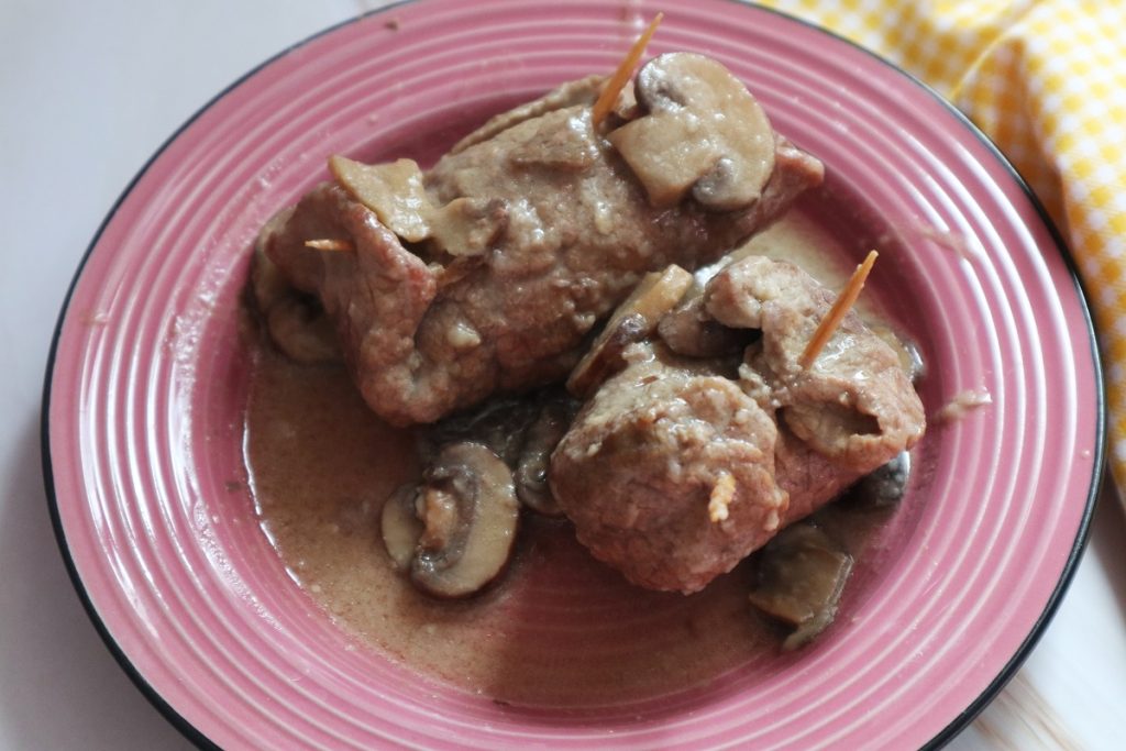 Rolls with Cremini Mushrooms