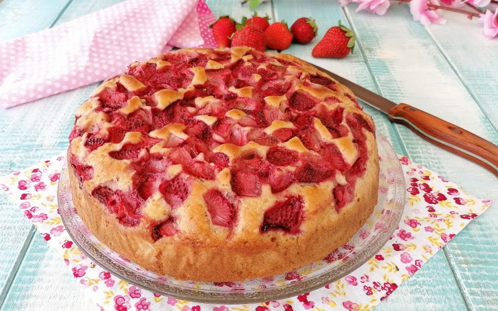 rustic-strawberry-cake