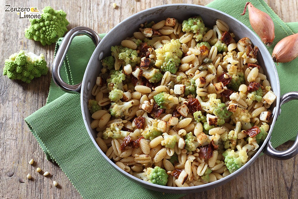 Sardinian gnocchetti with Romanesco broccoli