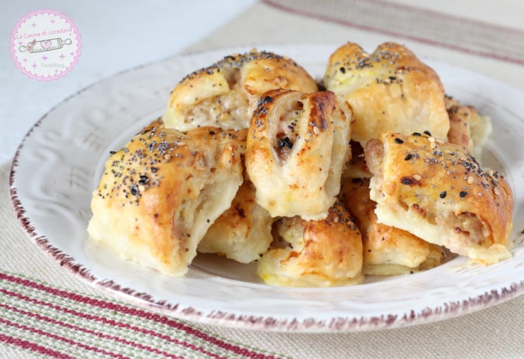 sausage puff pastries