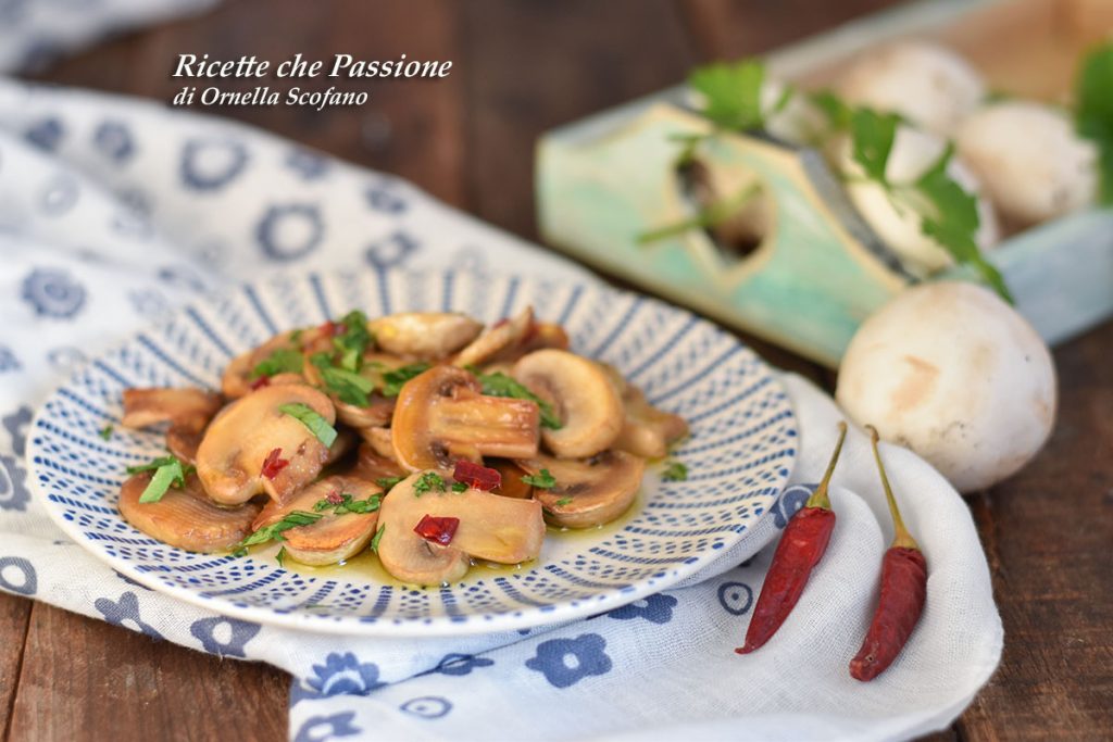 sautéed champignon mushrooms