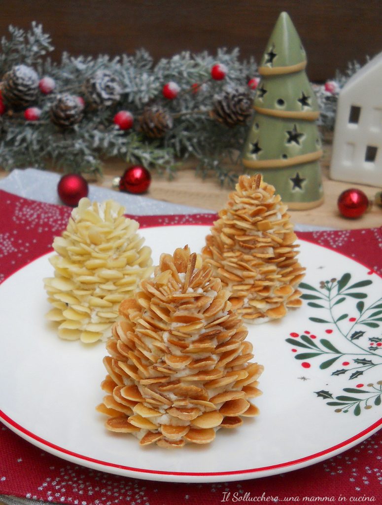 savory cheese and almond pinecones vert