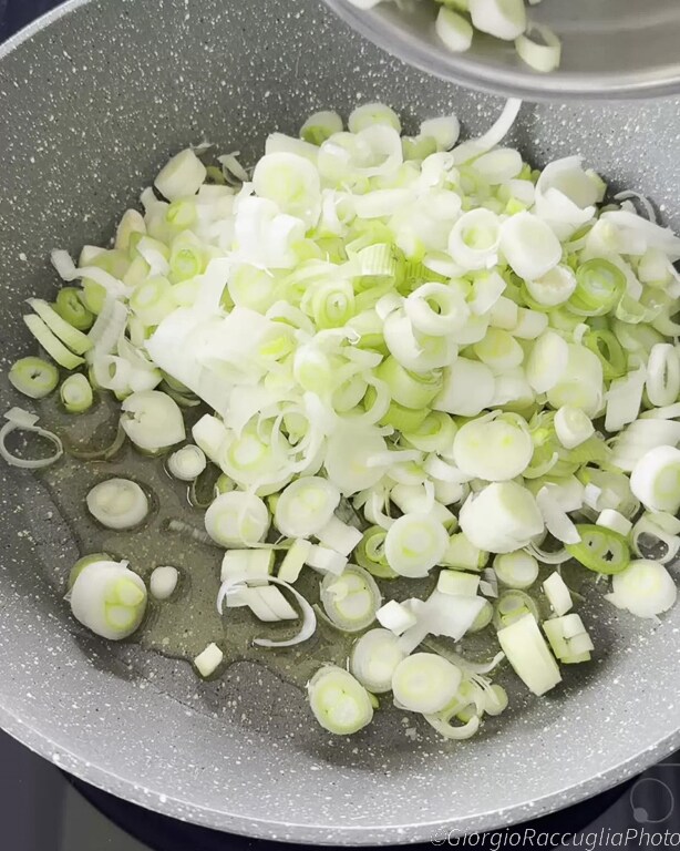 savory pie with ricotta and spring onion