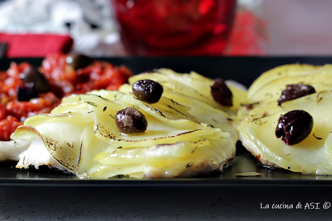 SEA BREAM FILLETS WITH POTATOES