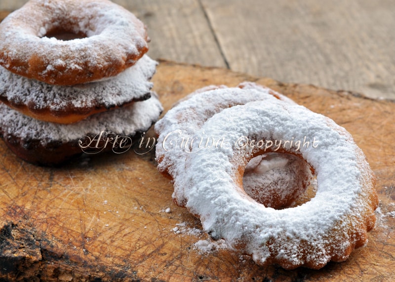 Shortcrust lemon sweet fritters