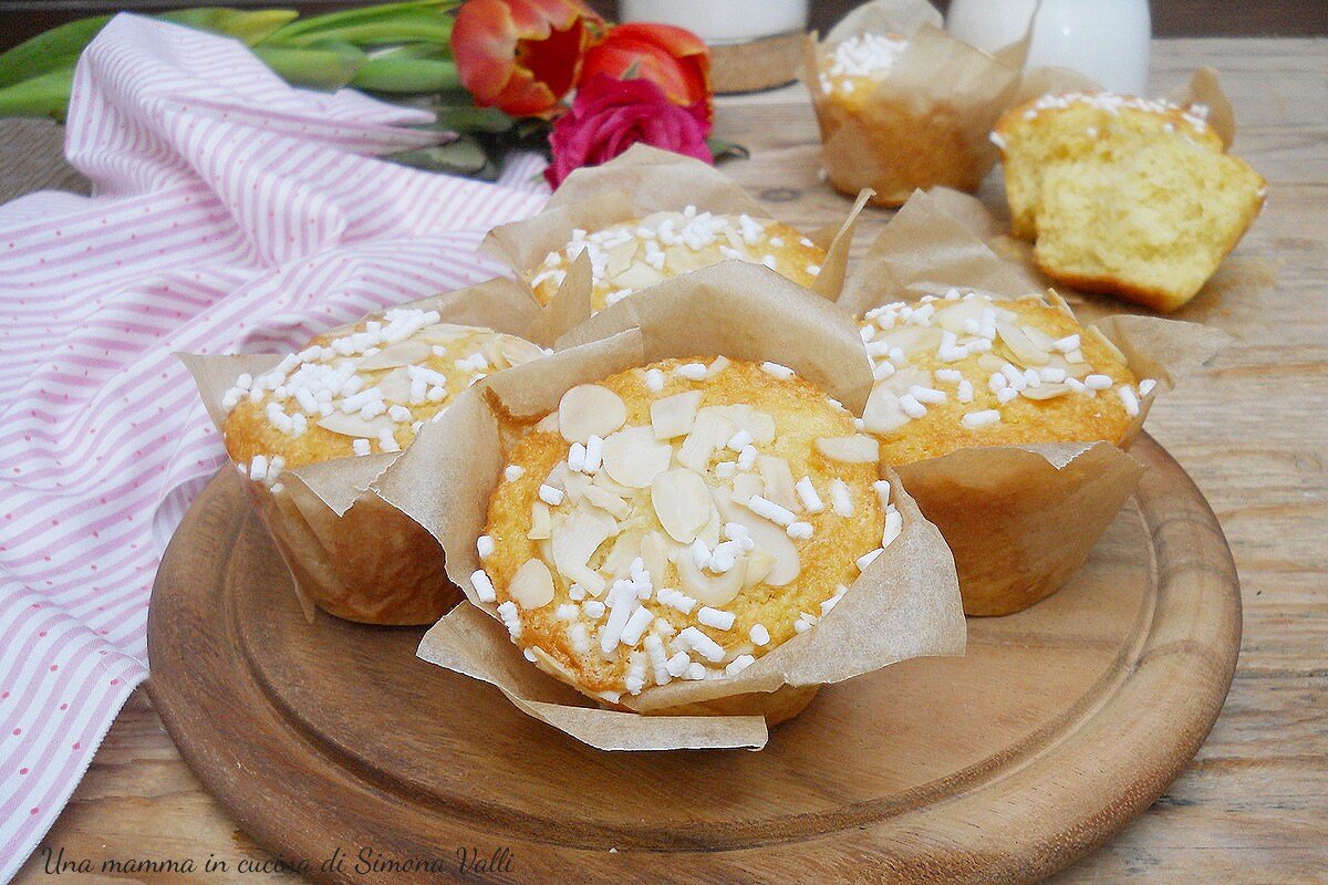Simple Yogurt and Almond Muffins