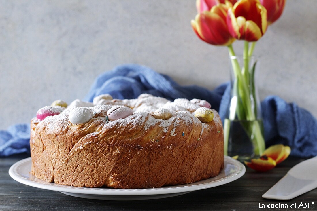 Soft and Delicate Easter Wreath