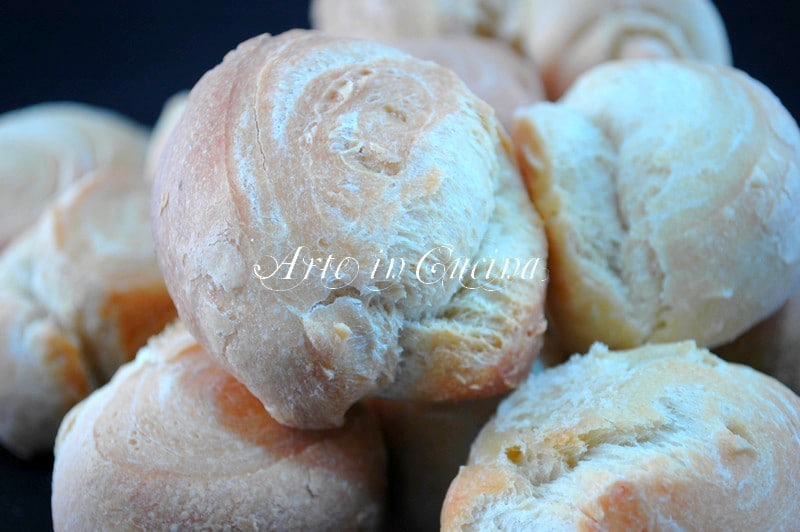 Soft Bonci olive oil rolls easy recipe