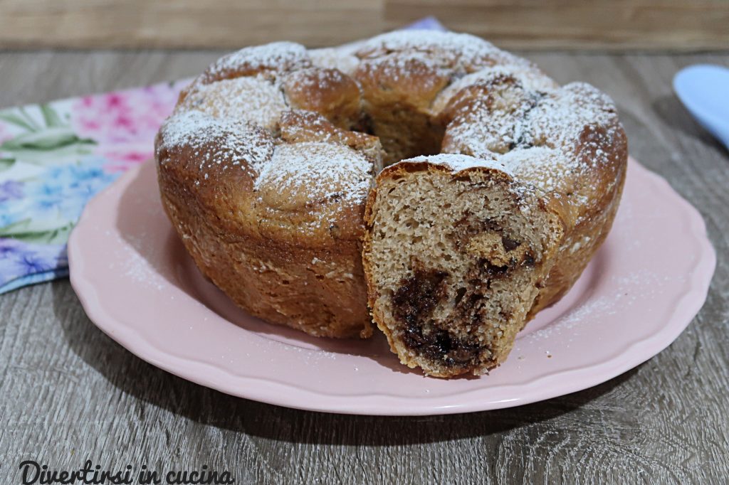 Soft Bundt Cake with Nutella and Cookies