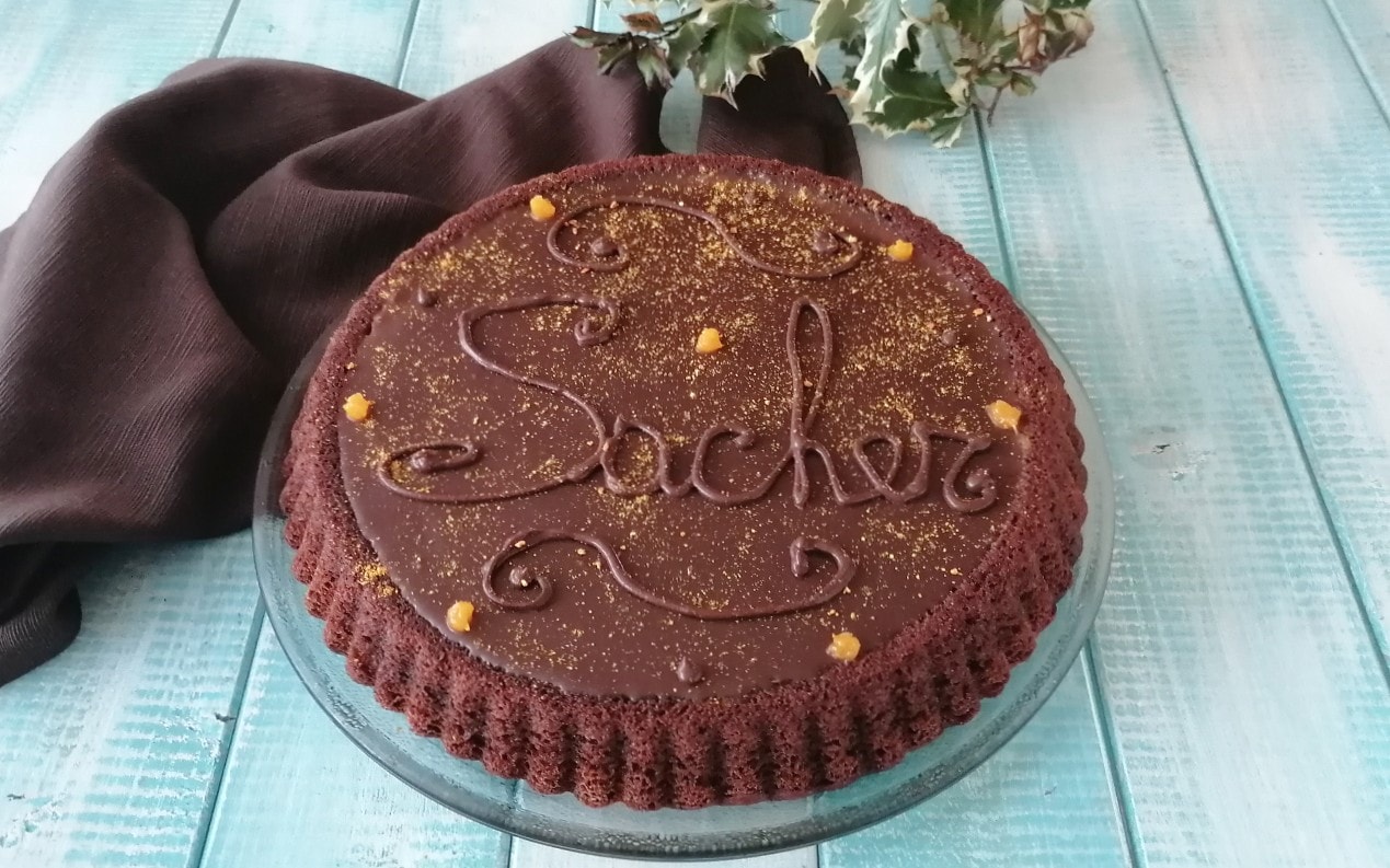 SOFT SACHER TART EASY AND DELICIOUS