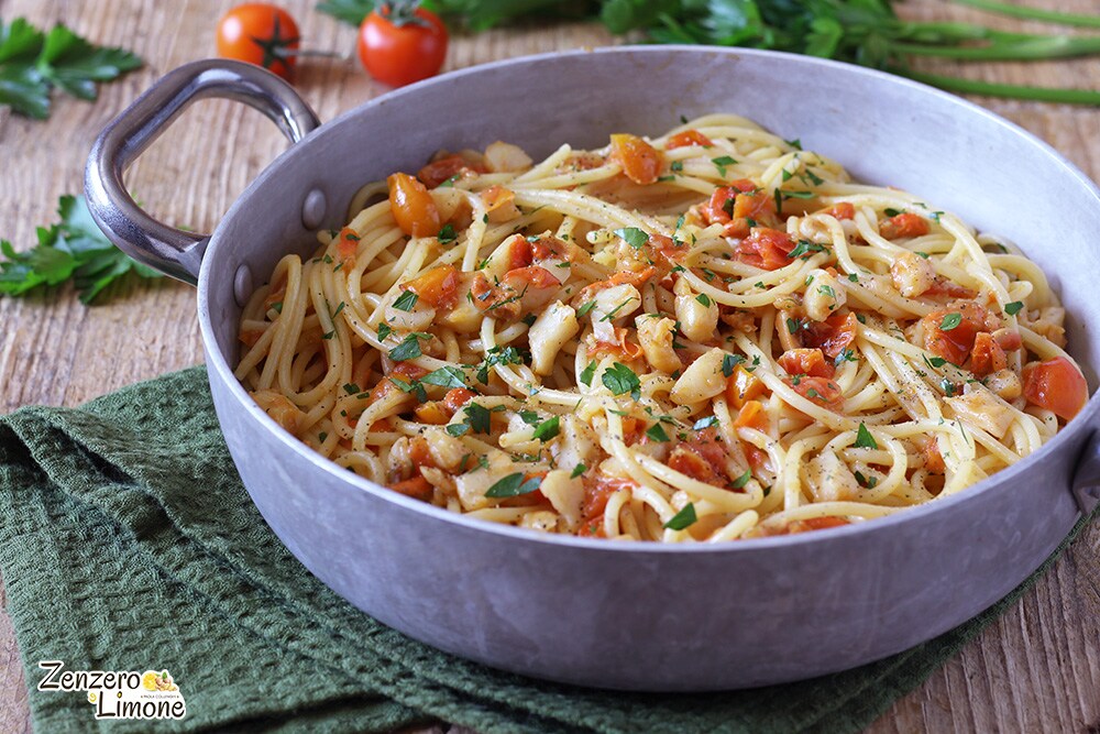 spaghetti with scallops