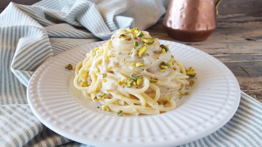 spaghettoni-crema-di-mortadella