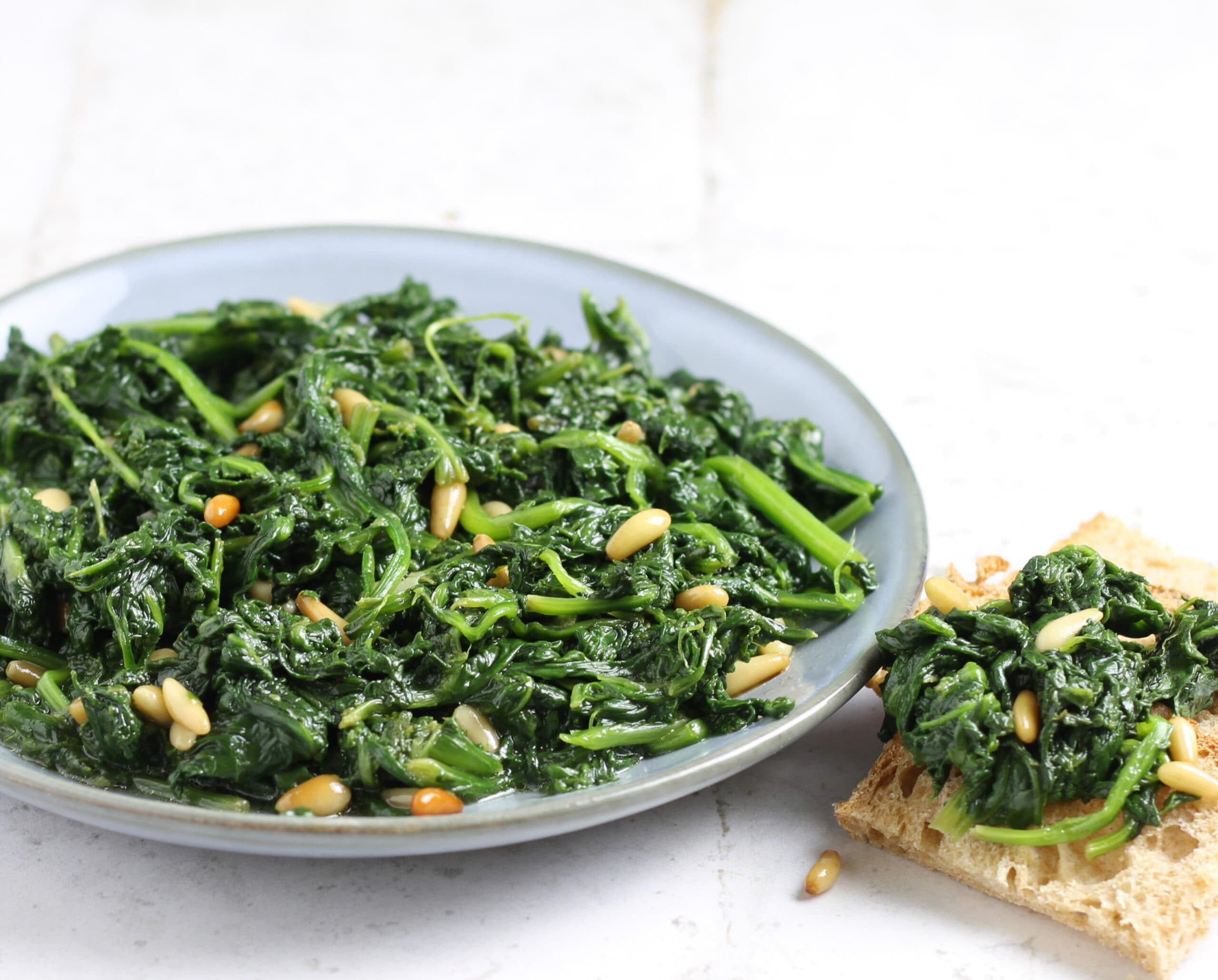Sautéed Spinach with Garlic and Pine Nuts
