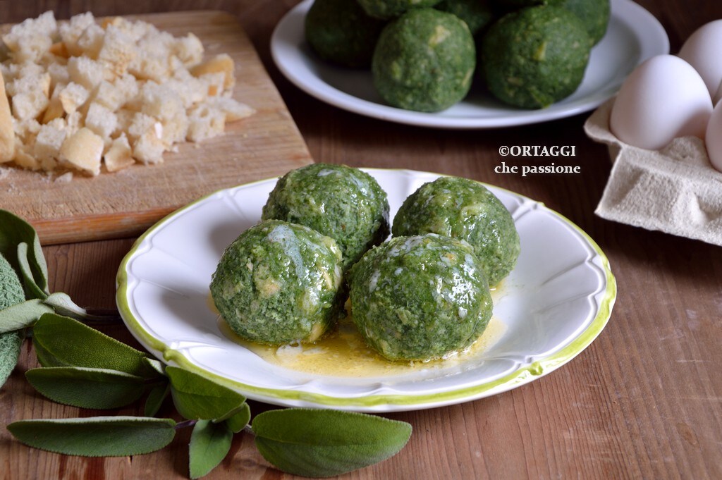 Spinach Dumplings – Cooking and How to Serve Them