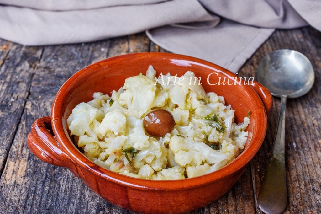 Stewed Cauliflower with Olives Light Recipe