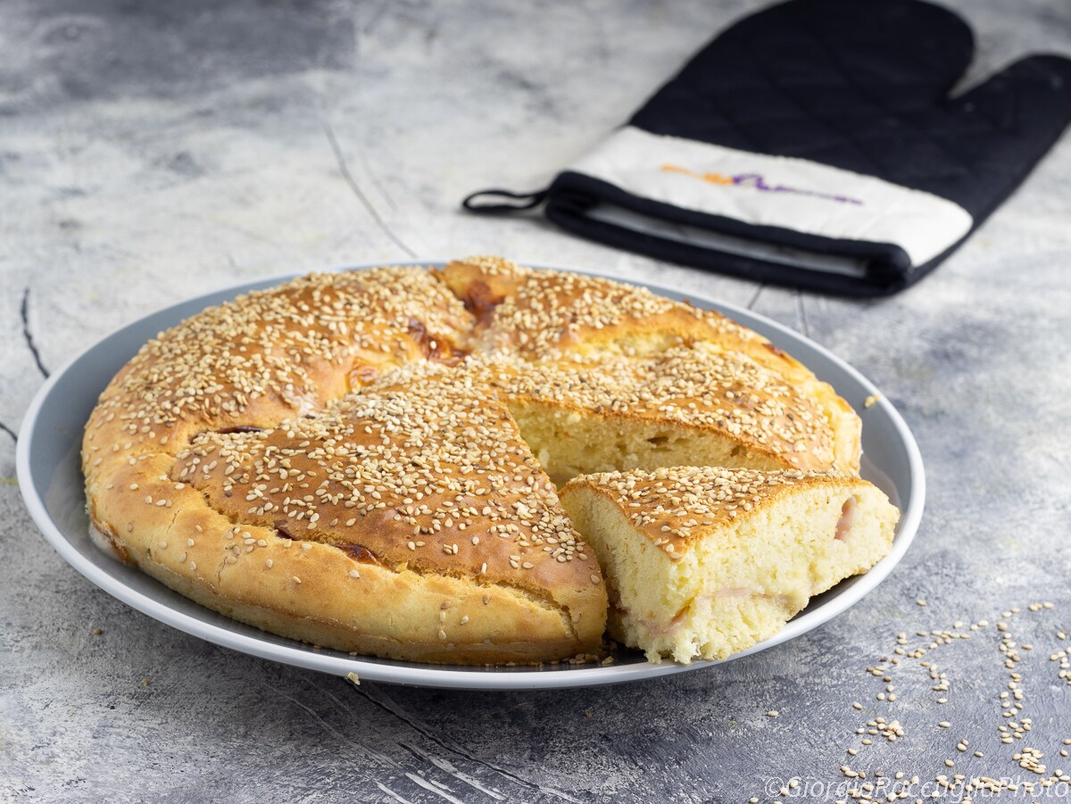 Stuffed brioche recipe with spoon ingredients and no rising
