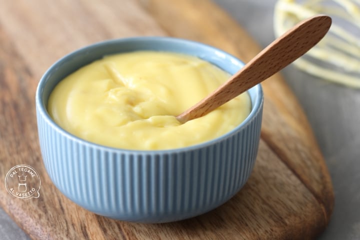 Sugar-Free Custard in the Microwave