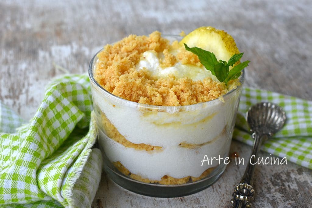 Summer cold lemon spoon dessert