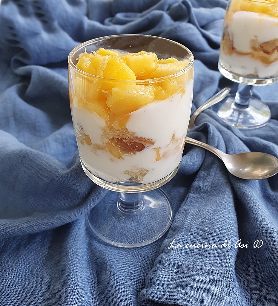 Summer Cups with Peaches, Yogurt, and Lemon Curd – Quick Dessert without Cream