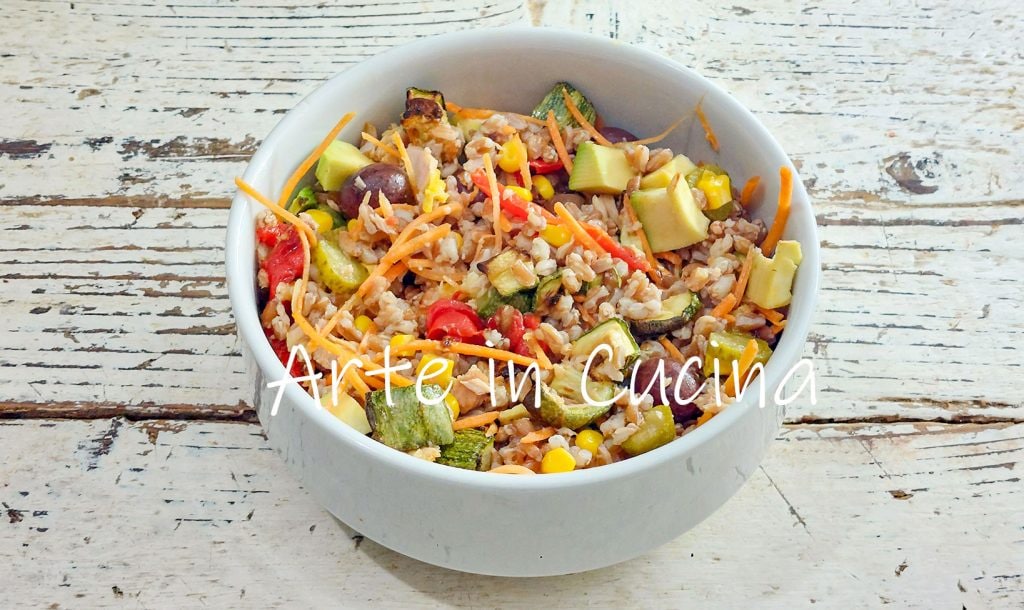 SUMMER SPELT SALAD with vegetables