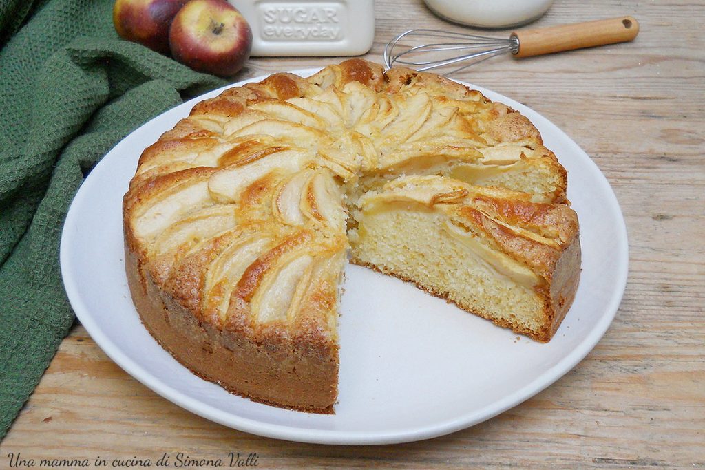 super soft apple cake