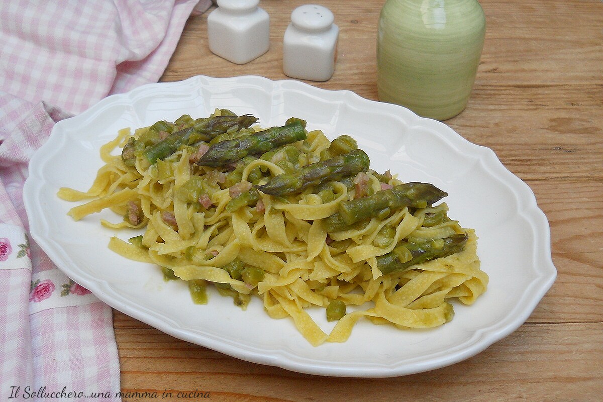 Tagliatelle with Asparagus and Speck