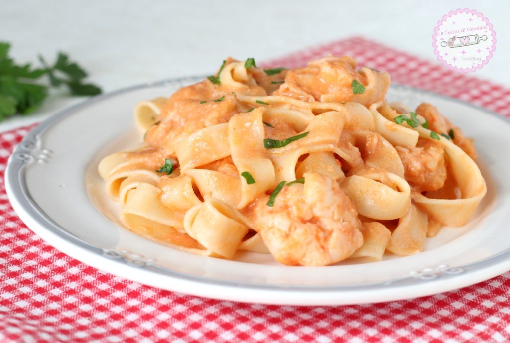 tagliatelle with prawns