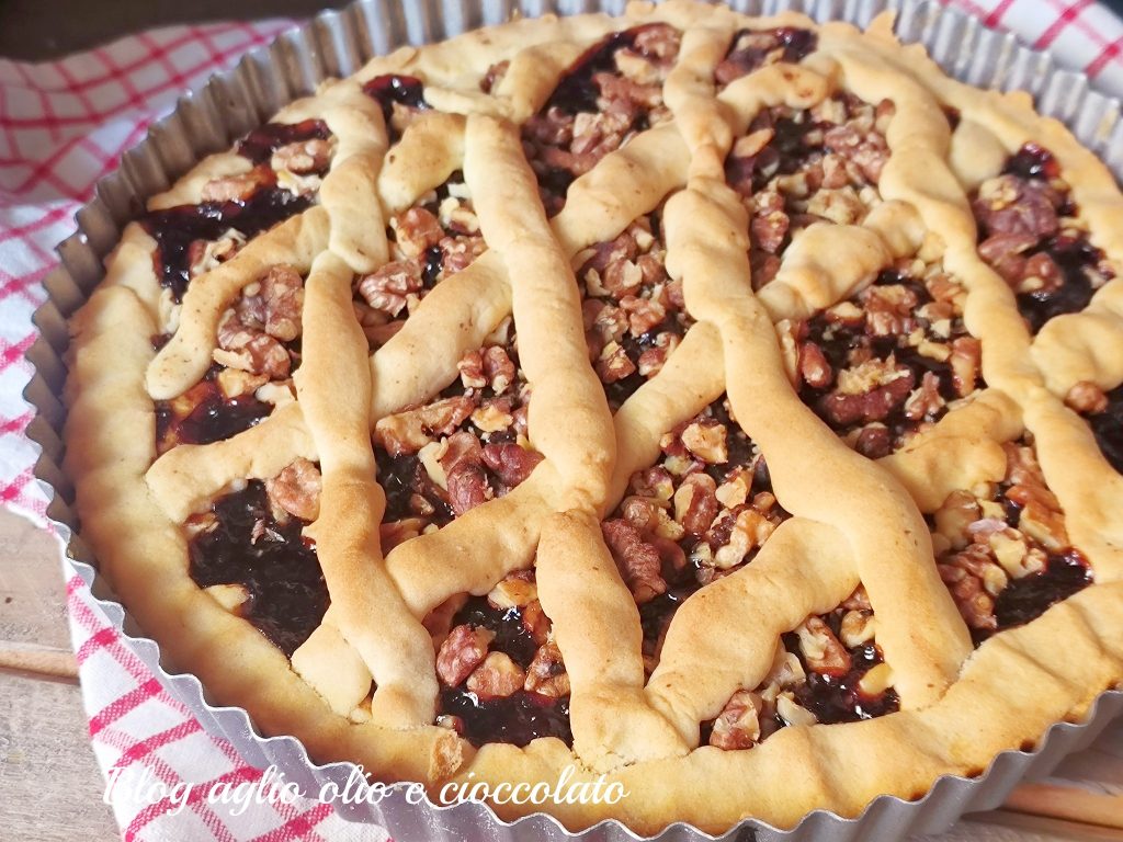 tart with whipped pastry