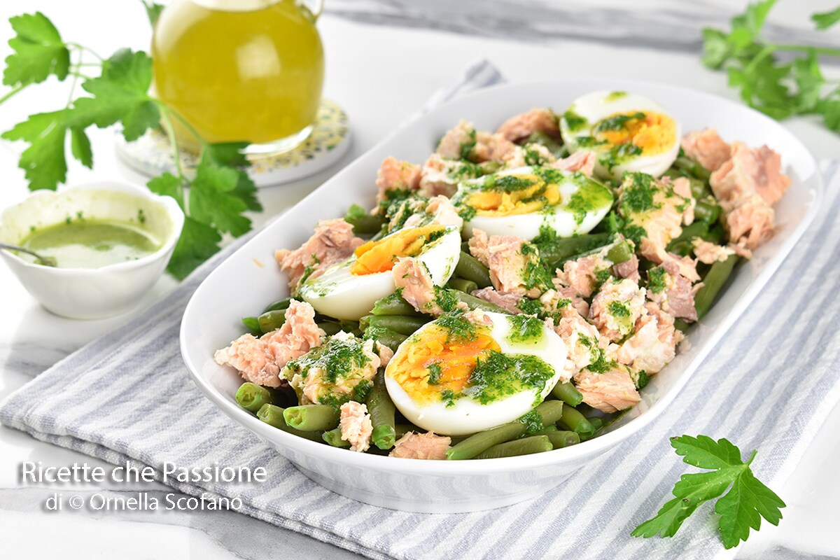 Tasty Green Bean Salad with Salmon and Hard-Boiled Eggs