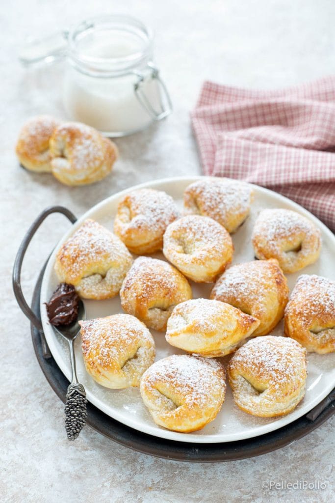 puff pastry tortellini with nutella