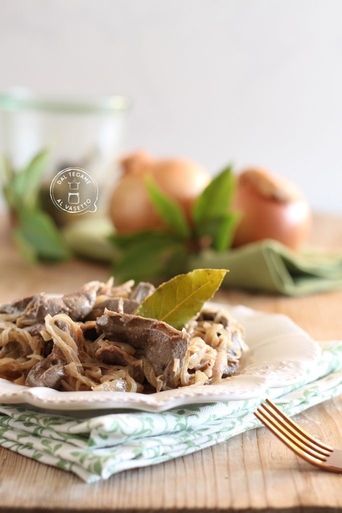 liver with onions cooked in a jar