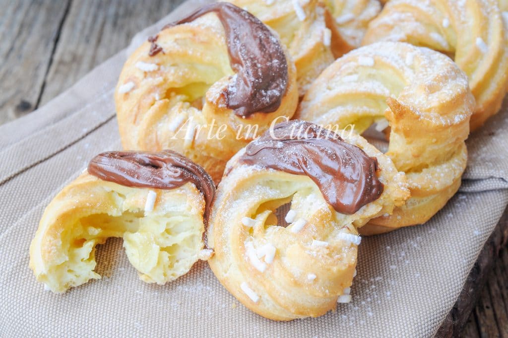 VIA COL VENTO typical Neapolitan desserts