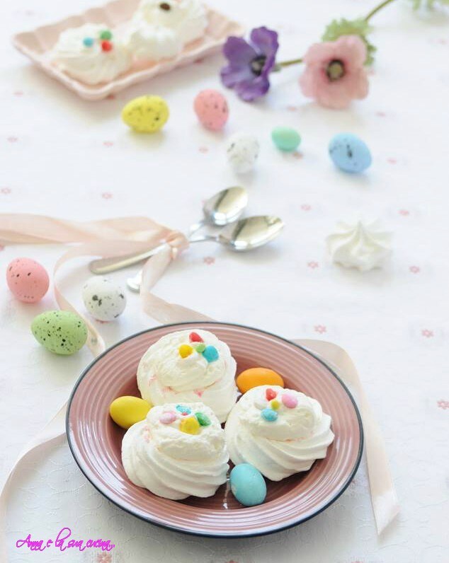 Easter Meringue Nests