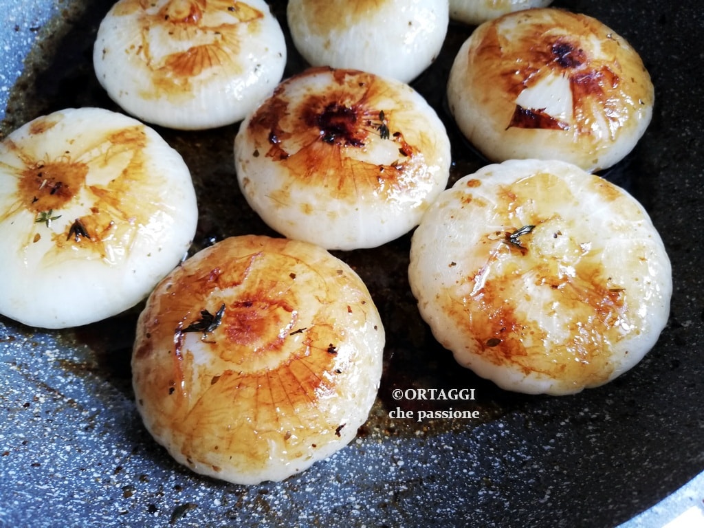 Whole Pan-Fried Onions – Quick